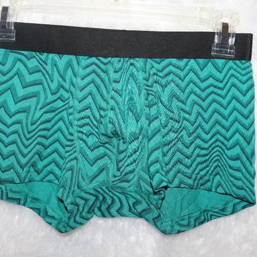 MeUndies ziggy chevron men's/teens trunks size medium